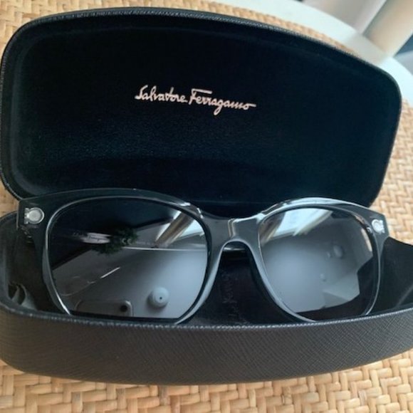 Salvatore Ferragamo Woman\'s Black Sunglasses 55mm main image 4